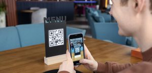 QR code vs. barcode